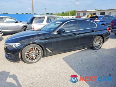 2019 BMW 540 I WBAJE5C52KWW16712 - główne zdjęcie licytacji z USA - miniatura