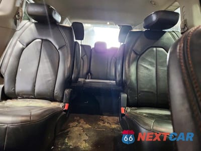 Zdjęcie 10 z 13 samochodu: 2017 CHRYSLER PACIFICA TOURING L VIN:2C4RC1BG3HR539583 - miniatura