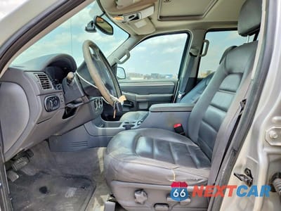 Zdjęcie 7 z 13 samochodu: 2003 FORD EXPLORER XLT VIN:1FMZU73K03ZA54623 - miniatura