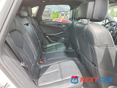 Zdjęcie 10 z 12 samochodu: 2015 PORSCHE MACAN S VIN:WP1AB2A59FLB64096 - miniatura