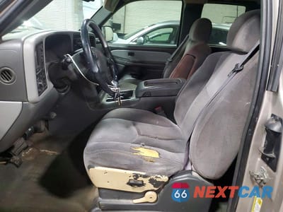 Zdjęcie 7 z 12 samochodu: 2006 GMC NEW SIERRA K1500 VIN:1GTEK19B36E168897 - miniatura
