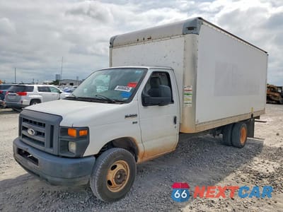 2015 FORD E350 BOX TRUCK 1FDWE3FL6FDA25951 - główne zdjęcie licytacji z USA - miniatura