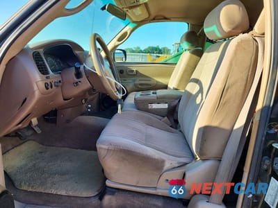Zdjęcie 7 z 12 samochodu: 2000 TOYOTA TUNDRA SR5 VIN:5TBBT4417YS041107 - miniatura