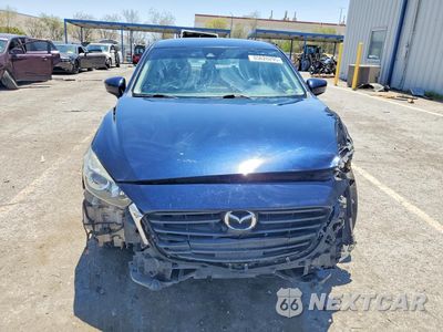 Piąte zdjęcie samochodu w środku: 2018 MAZDA 3 SPORT VIN:3MZBN1U78JM196305 - miniatura