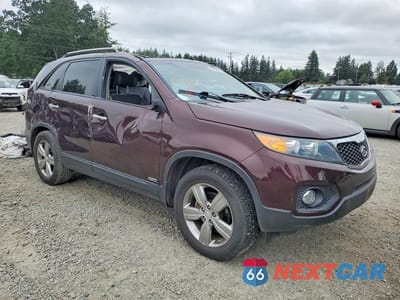 Czwarte zdjęcie samochodu z boku: 2013 KIA SORENTO EX VIN:5XYKUDA2XDG346612 - miniatura