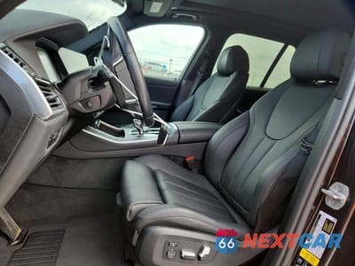 Zdjęcie 7 z 14 samochodu: 2021 BMW X5 XDRIVE40I VIN:5UXCR6C05M9H41930 - miniatura