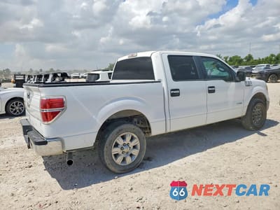 Trzecie zdjęcie samochodu z tyłu: 2012 FORD F150 SUPERCREW VIN:1FTFW1CT8CKD22561 - miniatura