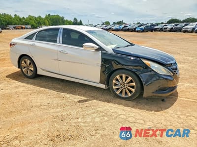 Czwarte zdjęcie samochodu z boku: 2013 HYUNDAI SONATA HYBRID VIN:KMHEC4A46DA075271 - miniatura