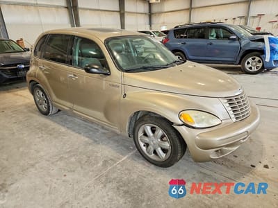 Czwarte zdjęcie samochodu z boku: 2003 CHRYSLER PT CRUISER LIMITED VIN:3C8FY68B13T506891 - miniatura