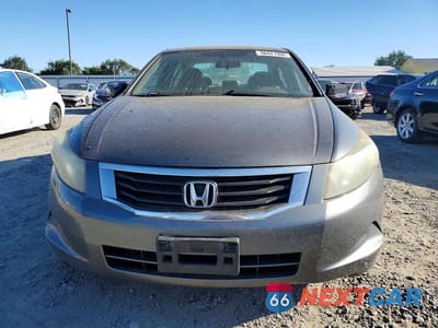 Piąte zdjęcie samochodu w środku: 2010 HONDA ACCORD LX VIN:1HGCP2E37AA030858 - miniatura