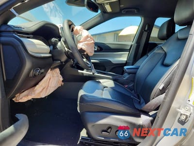 Zdjęcie 7 z 13 samochodu: 2025 JEEP COMPASS LIMITED VIN:3C4NJDCN4ST580408 - miniatura