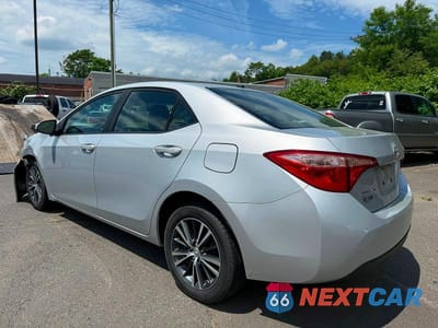 Trzecie zdjęcie samochodu z tyłu: 2018 TOYOTA COROLLA LE VIN:2T1BURHE8JC993613 - miniatura