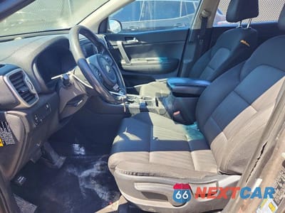 Zdjęcie 7 z 13 samochodu: 2017 KIA SPORTAGE LX VIN:KNDPM3AC8H7208921 - miniatura