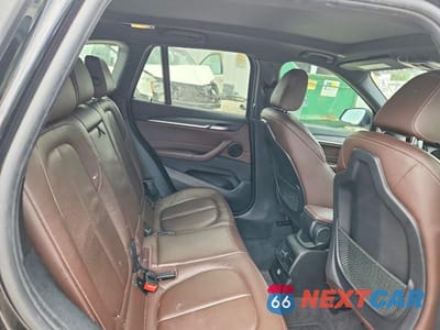 Zdjęcie 11 z 13 samochodu: 2018 BMW X1 XDRIVE28I VIN:WBXHT3C38J5K26733 - miniatura