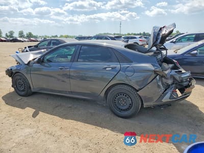 Drugie zdjęcie samochodu z przodu: 2025 HYUNDAI ELANTRA SEL SPORT VIN:KMHLM4DG1SU921408 - miniatura