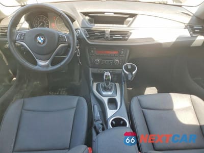 Zdjęcie 8 z 14 samochodu: 2015 BMW X1 XDRIVE28I VIN:WBAVL1C58FVY41552 - miniatura