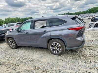 Drugie zdjęcie samochodu z przodu: 2021 TOYOTA HIGHLANDER XLE VIN:5TDGZRAH2MS041309 - miniatura