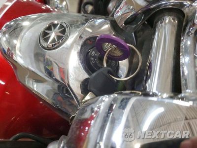 Zdjęcie 8 z 10 samochodu: 2009 YAMAHA XVS1300 CT VIN:JYAVP25E69A008575 - miniatura