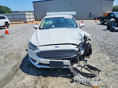 Piąte zdjęcie samochodu w środku: 2018 FORD FUSION S VIN:3FA6P0G71JR178287 - miniatura