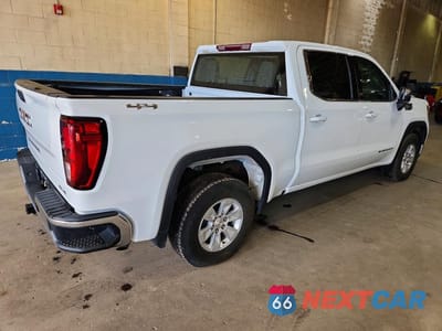Trzecie zdjęcie samochodu z tyłu: 2023 GMC SIERRA K1500 SLE VIN:3GTUUBED7PG247616 - miniatura