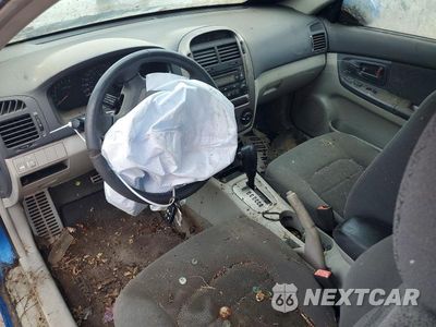 Zdjęcie 8 z 12 samochodu: 2006 KIA SPECTRA EX VIN:KNAFE121265215671 - miniatura