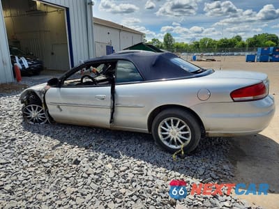 Drugie zdjęcie samochodu z przodu: 2002 CHRYSLER SEBRING LIMITED VIN:1C3EL65R02N257340 - miniatura