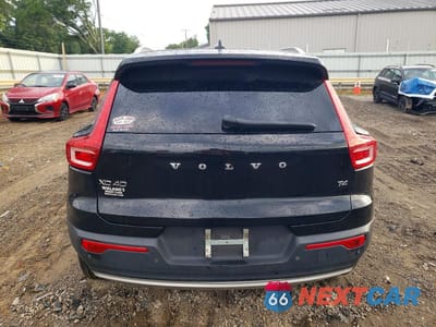 Zdjęcie 6 z 13 samochodu: 2020 VOLVO XC40 T4 MOMENTUM VIN:YV4AC2HK1L2257543 - miniatura