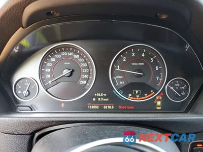 Zdjęcie 9 z 12 samochodu: 2018 BMW 330 XI VIN:WBA8D9C53JA614925 - miniatura
