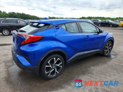 Trzecie zdjęcie samochodu z tyłu: 2018 TOYOTA C-HR XLE PREMIUM VIN:NMTKHMBXXJR053756 - miniatura