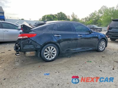 Trzecie zdjęcie samochodu z tyłu: 2017 KIA OPTIMA EX VIN:5XXGU4L34HG158965 - miniatura