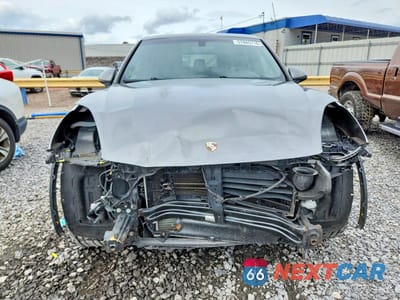 Piąte zdjęcie samochodu w środku: 2016 PORSCHE CAYENNE VIN:WP1AA2A22GLA04233 - miniatura