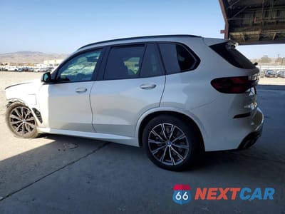 Drugie zdjęcie samochodu z przodu: 2024 BMW X5 XDRIVE50E VIN:5UX43EU04R9T34586 - miniatura