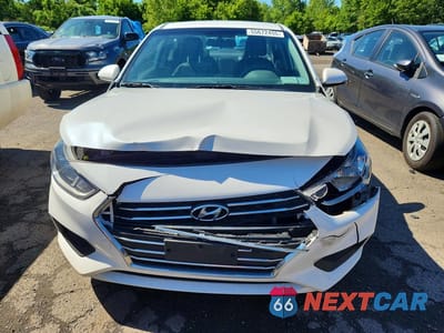 Piąte zdjęcie samochodu w środku: 2022 HYUNDAI ACCENT SE VIN:3KPC24A69NE183723 - miniatura