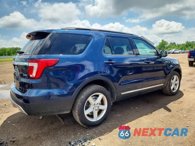 Trzecie zdjęcie samochodu z tyłu: 2016 FORD EXPLORER XLT VIN:1FM5K8D80GGC37910 - miniatura