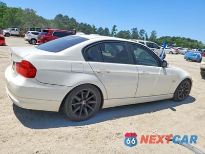 Trzecie zdjęcie samochodu z tyłu: 2009 BMW 328 I VIN:WBAPH77509NM45935 - miniatura