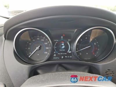 Zdjęcie 9 z 12 samochodu: 2017 JAGUAR XE PRESTIGE VIN:SAJAE4BG0HA965391 - miniatura