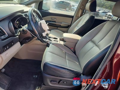 Zdjęcie 7 z 13 samochodu: 2020 KIA SEDONA EX VIN:KNDMB5C15L6634502 - miniatura