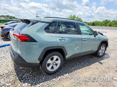 Trzecie zdjęcie samochodu z tyłu: 2020 TOYOTA RAV4 XLE VIN:2T3W1RFV0LC073840 - miniatura