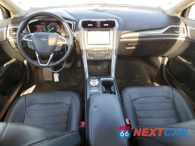 Zdjęcie 8 z 12 samochodu: 2017 FORD FUSION SE VIN:3FA6P0H9XHR284313 - miniatura