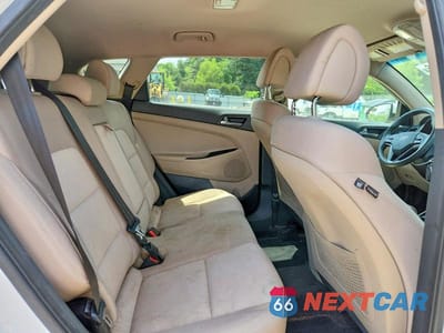 Zdjęcie 11 z 13 samochodu: 2016 HYUNDAI TUCSON ECO VIN:KM8J3CA29GU022347 - miniatura