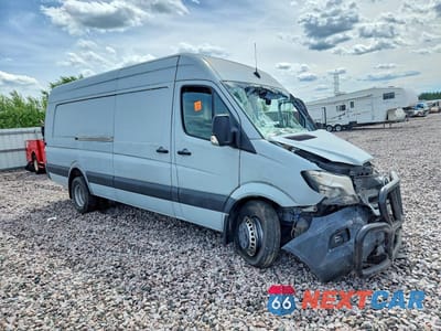 Czwarte zdjęcie samochodu z boku: 2017 MERCEDES-BENZ SPRINTER 3500 VIN:WD3PF4CC0HP501834 - miniatura