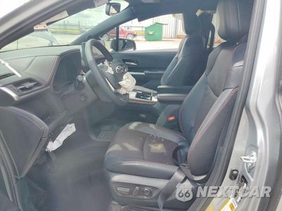 Zdjęcie 7 z 14 samochodu: 2025 TOYOTA SIENNA XSE 7-PASSENGER VIN:5TDCSKFC9SS218359 - miniatura