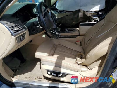 Zdjęcie 7 z 12 samochodu: 2016 BMW 750 XI VIN:WBA7F2C54GG415451 - miniatura