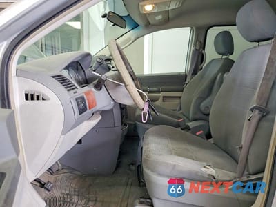 Zdjęcie 7 z 13 samochodu: 2008 CHRYSLER TOWN & COUNTRY LX VIN:2A8HR44H28R664102 - miniatura