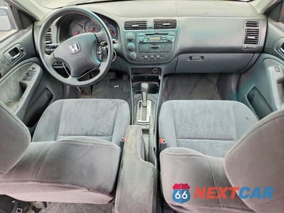 Zdjęcie 8 z 12 samochodu: 2004 HONDA CIVIC LX VIN:2HGES16574H610795 - miniatura