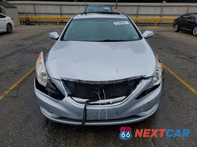 Piąte zdjęcie samochodu w środku: 2011 HYUNDAI SONATA LIMITED VIN:5NPEC4AC9BH252686 - miniatura