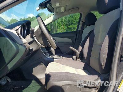 Zdjęcie 7 z 13 samochodu: 2012 CHEVROLET CRUZE LS VIN:1G1PC5SH6C7353062 - miniatura