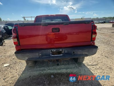 Zdjęcie 6 z 12 samochodu: 2005 CHEVROLET SILVERADO K1500 VIN:2GCEK13T151208346 - miniatura