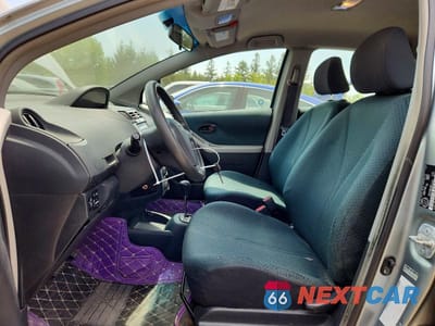 Zdjęcie 7 z 12 samochodu: 2008 TOYOTA YARIS VIN:JTDKT923085160096 - miniatura