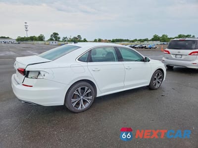 Trzecie zdjęcie samochodu z tyłu: 2021 VOLKSWAGEN PASSAT SE VIN:1VWSA7A32MC006195 - miniatura